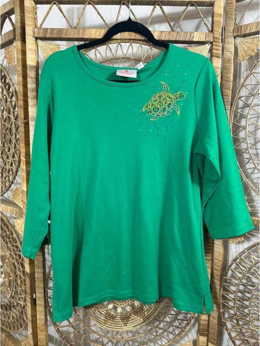 Quacker Factory Green 3/4 Sleeve Embellished Turtle Top Size M
